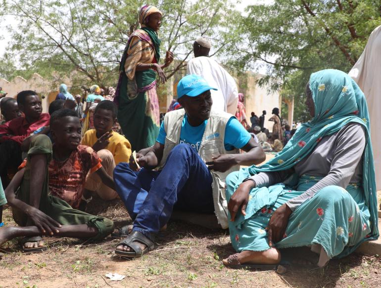 L'Unicef a besoin de 25 millions de dollars US pour apporter une aide humanitaire à plus de 100 000 enfants fuyant le conflit au Soudan  1