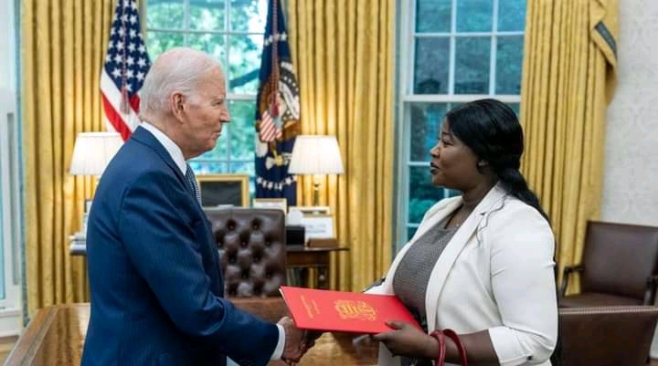 L’ambassadrice du Tchad aux Usa présente ses lettres de créance au Président américain 1