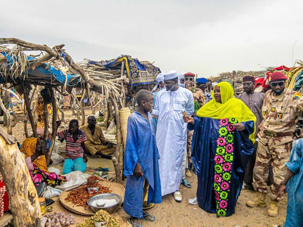 Fatimé Boukar Kossei poursuit sa campagne de sensibilisation sur le fichier électoral dans le Kanem 1