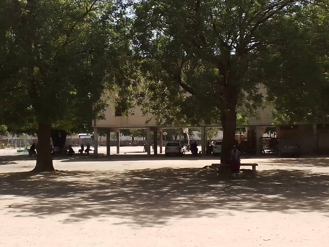 Reprise des cours morose dans les lycées  Felix Eboué 1 et 2 1