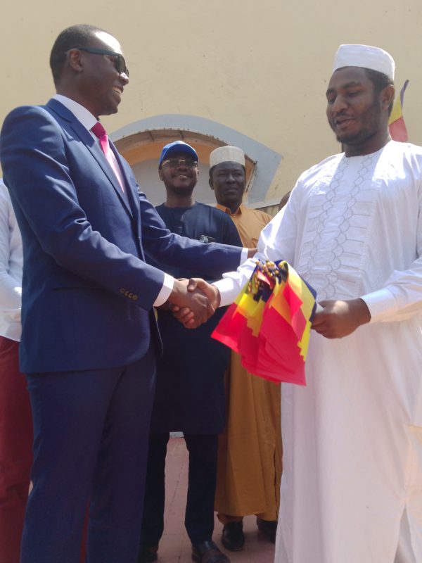 Dr Succès Masra chez le gouverneur du Logone Occidental