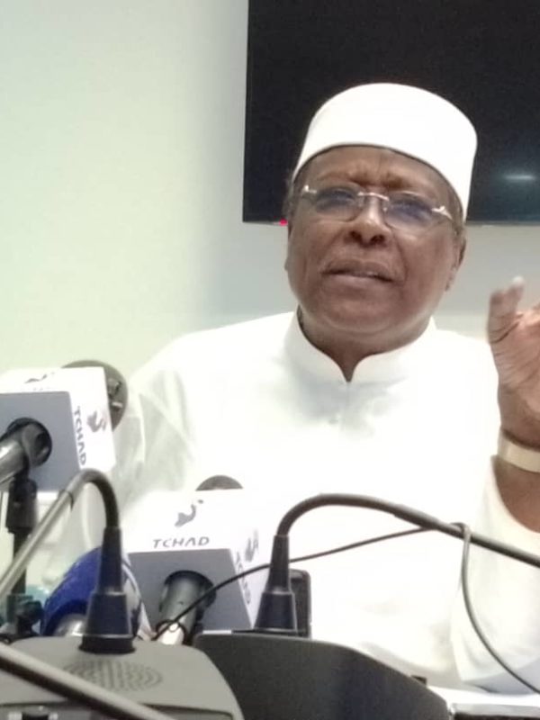 «Avec les élections qui se profilent à l’horizon, j’en appelle à la responsabilité sociale des journalistes, leur rôle est vital dans la construction d’une société plus juste et équitable », Abderaman Koulamallah, ministre de la communication