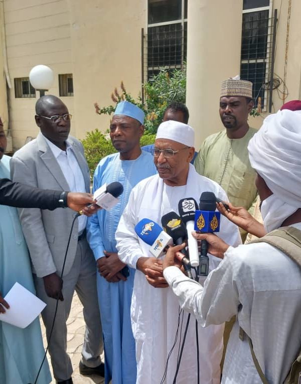 Présidentielle : le candidat de l’Uncdt, Ahmat Hassabalah Soubiane a déposé sa candidature