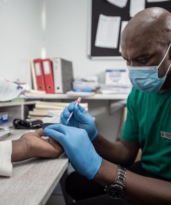Suspension de l’Usaid : un coup fatal à la lutte contre le sida en Afrique