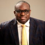 « Ce produit est un don de Dieu pour guérir son peuple qui souffre du sida et des autres maladies », Mokembaye Joël 2