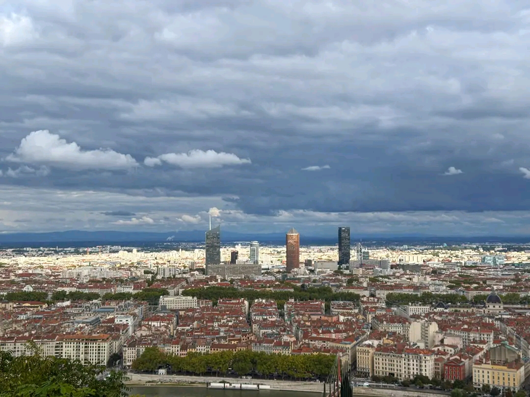 La tempête Benjamin balaie la France, quelques blessés légers 1