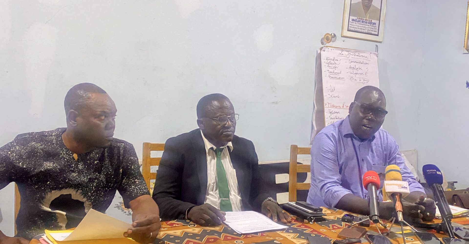 Spoliation foncière à Hilléhoudja : Maître Koimbaye dénonce des irrégularités dans la gestion des parcelles des rapatriés d’Arabie Saoudite 1 Spoliation foncière à Hilléhoudja : Maître Koimbaye dénonce des irrégularités dans la gestion des parcelles des rapatriés d’Arabie Saoudite 1