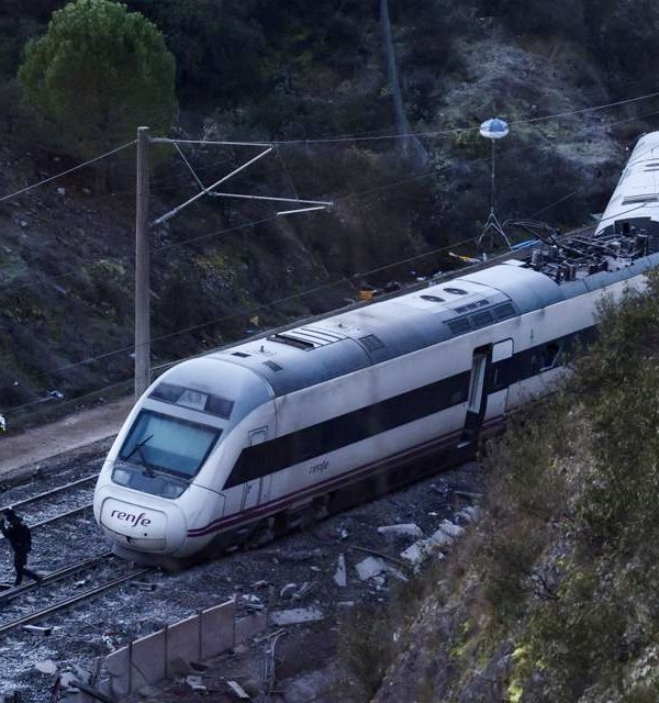 Drame ferroviaire en Espagne : au moins 39 morts dans une collision