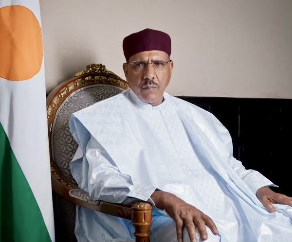 Bientôt le bout du tunnel pour Mohamed Bazoum?