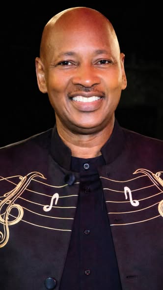 Le Maestro Boncana Maïga, animateur de « E-parade » sur TV5MONDE n’est plus 1 Le Maestro Boncana Maïga, animateur de « E-parade » sur TV5MONDE n’est plus 1