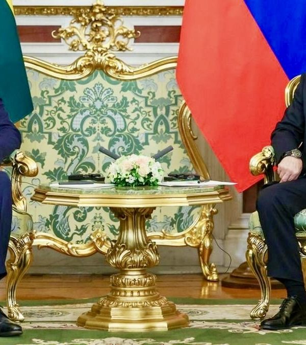 Moscou tisse sa toile à Lomé